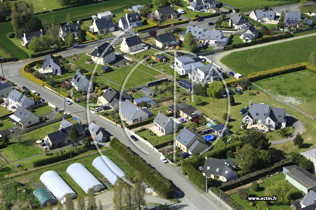 Photo arienne de Pordic (la Ville Auvray)