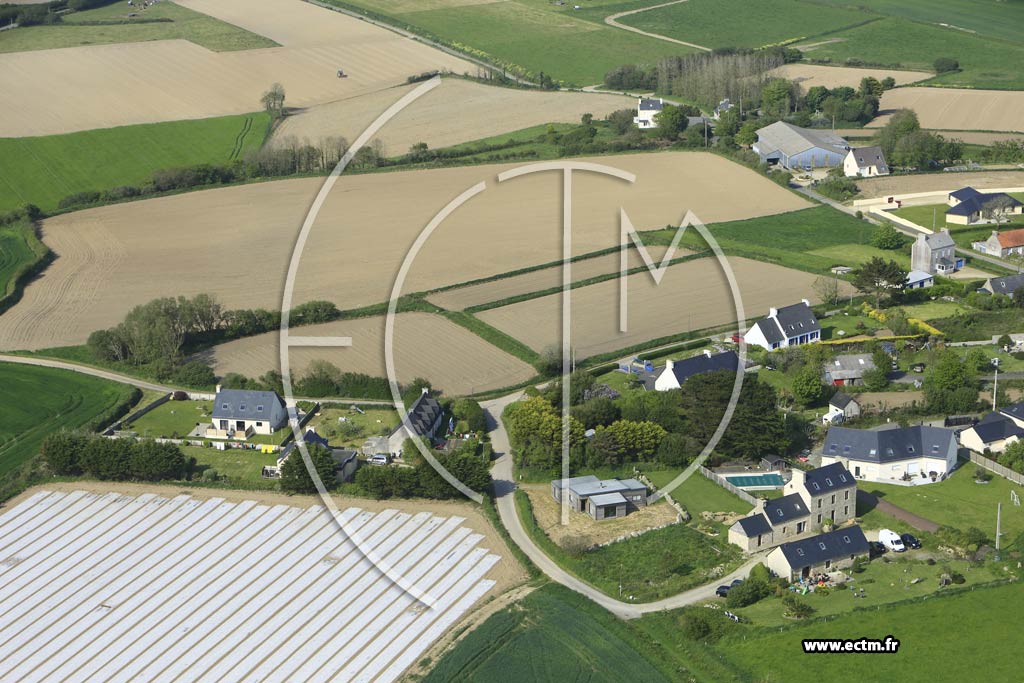 Photo arienne de Guissny (Kerhornaouen)