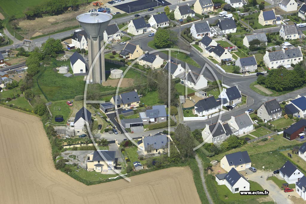 Photo arienne de Lannilis (Ouest)