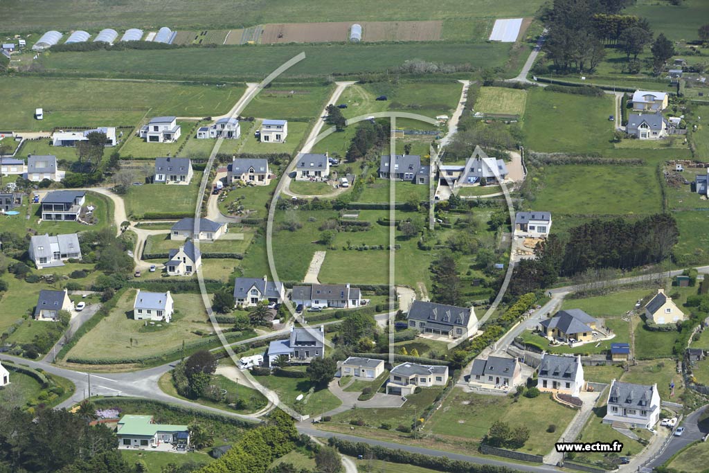 Photo arienne de Plouarzel (Quartier du Phare de Trzien)