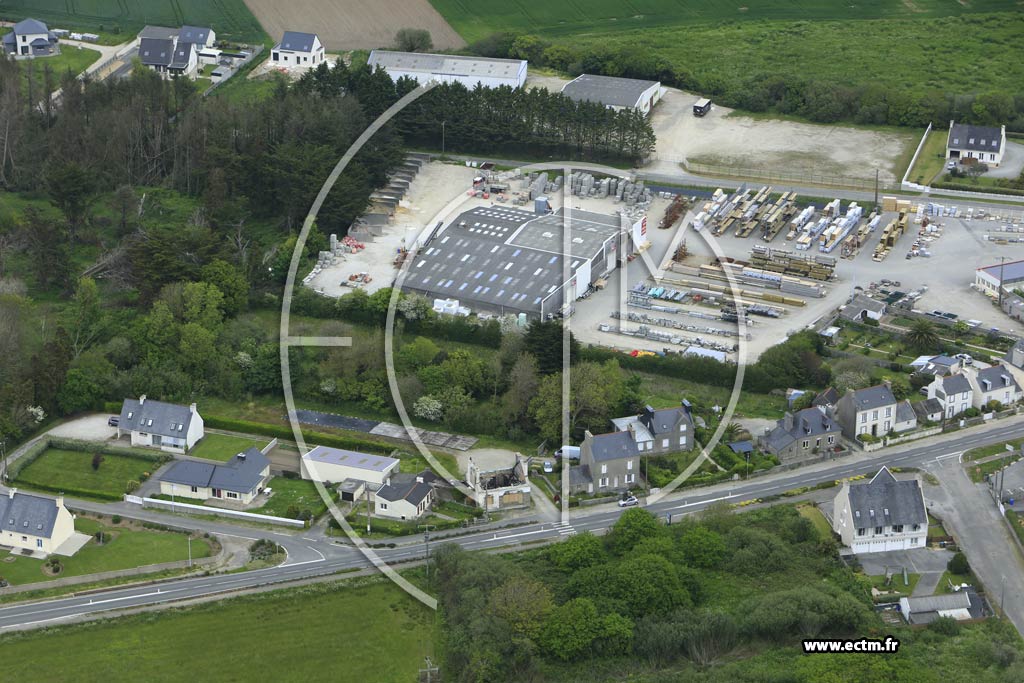Photo arienne de Ploudalmzeau (Croaz de Prat Keruscat)