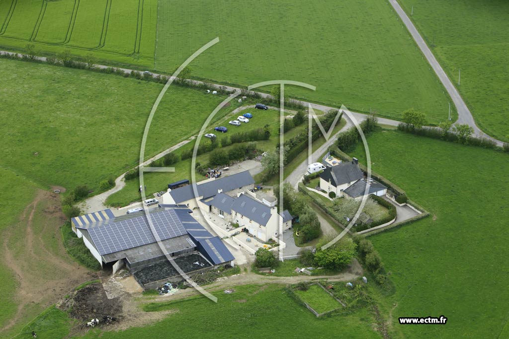 Photo arienne de Ploudalmzeau (Kerarbeugan)