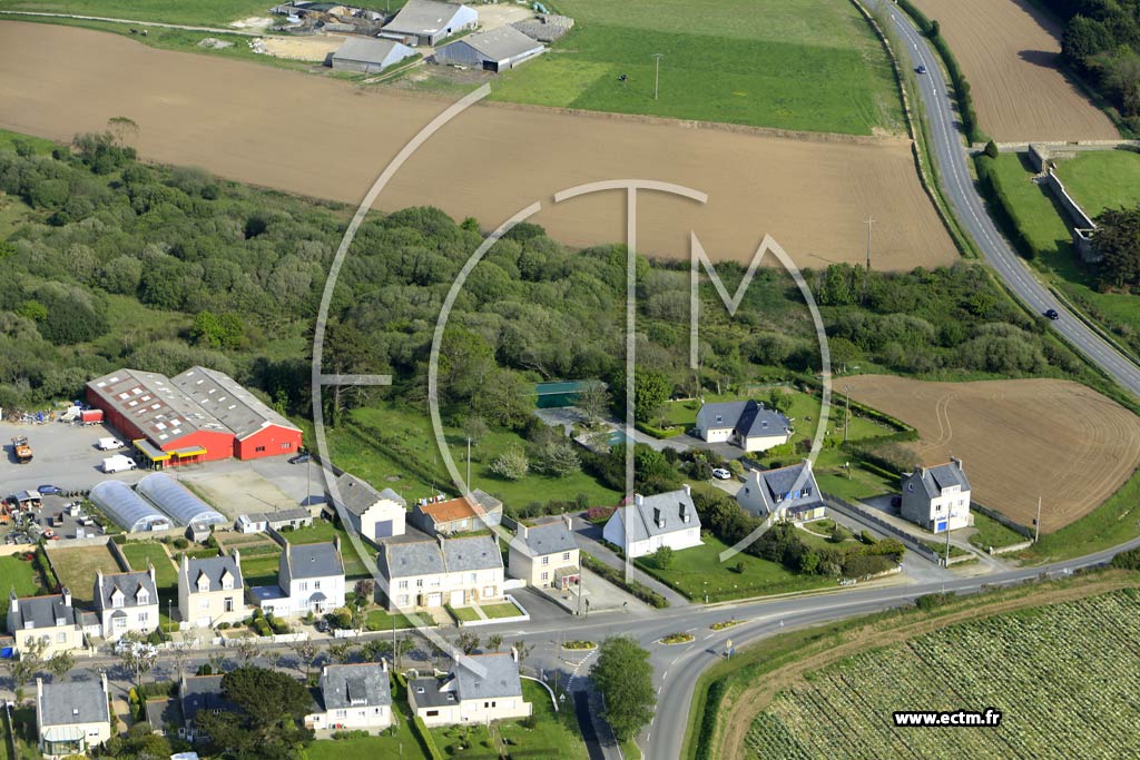 Photo arienne de Plouguerneau (Kerlo)