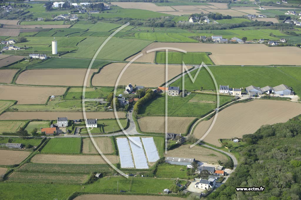 Photo arienne de Plouguerneau (Lanvaon)