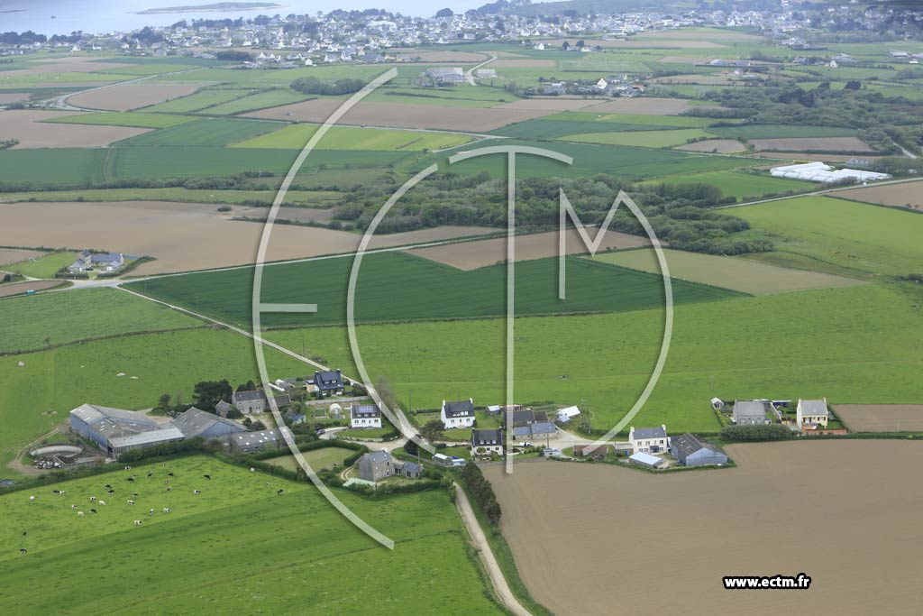 Photo arienne de Plouguin (Kerherhal)