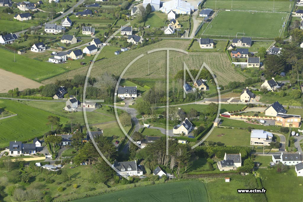 Photo arienne de Saint-Pabu (le Bous)