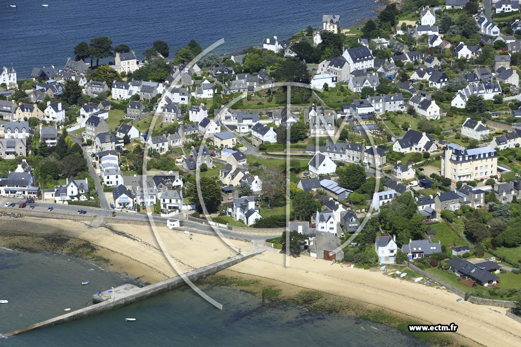 Photo arienne de Carantec (la Plage du Port)