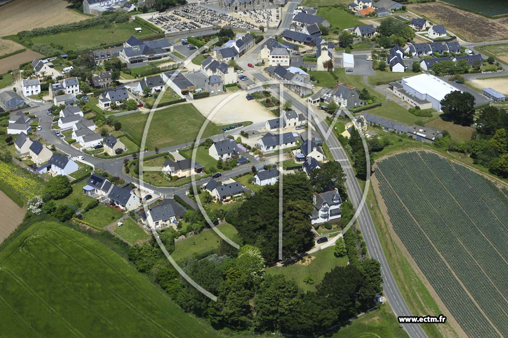 Photo arienne de Plougoulm (Goariven)