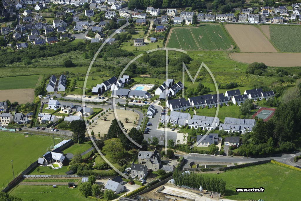 Photo arienne de Saint-Pol-de-Lon (Gourveau)
