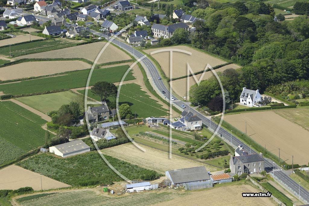 Photo arienne de Saint-Pol-de-Lon (Kermenguy)