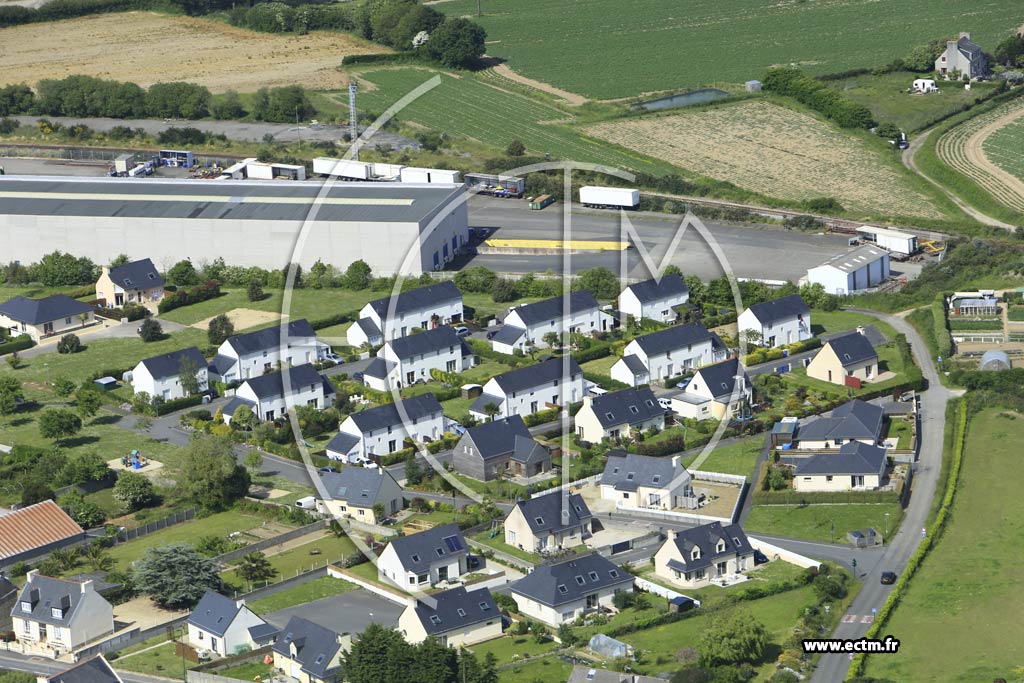 Photo arienne de Saint-Pol-de-Lon (Lanvalou)