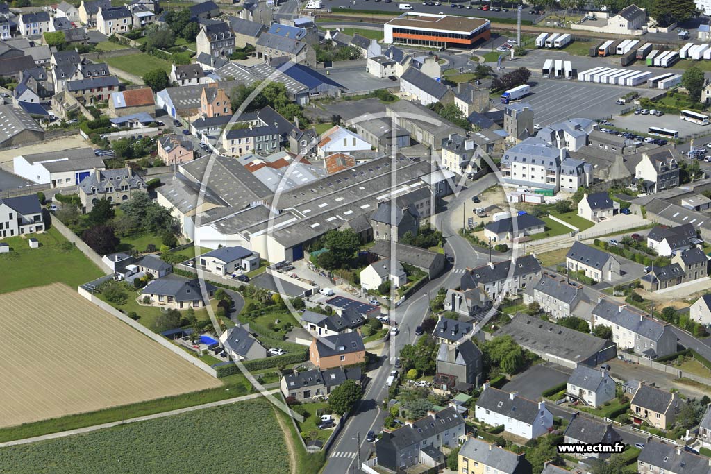 Photo arienne de Saint-Pol-de-Lon (Lanvalou)
