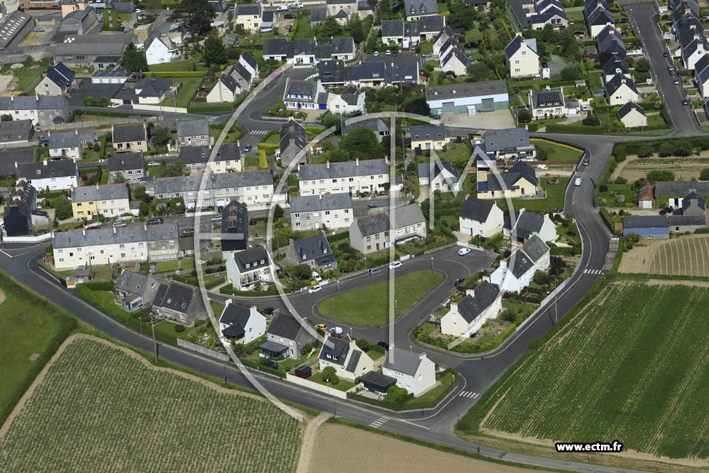 Photo arienne de Saint-Pol-de-Lon (Lanvalou)