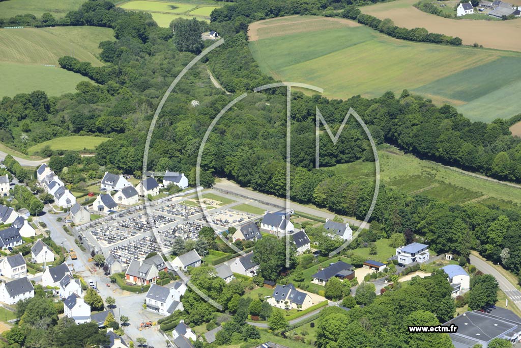 Photo arienne de Saint-Thgonnec (Centre)