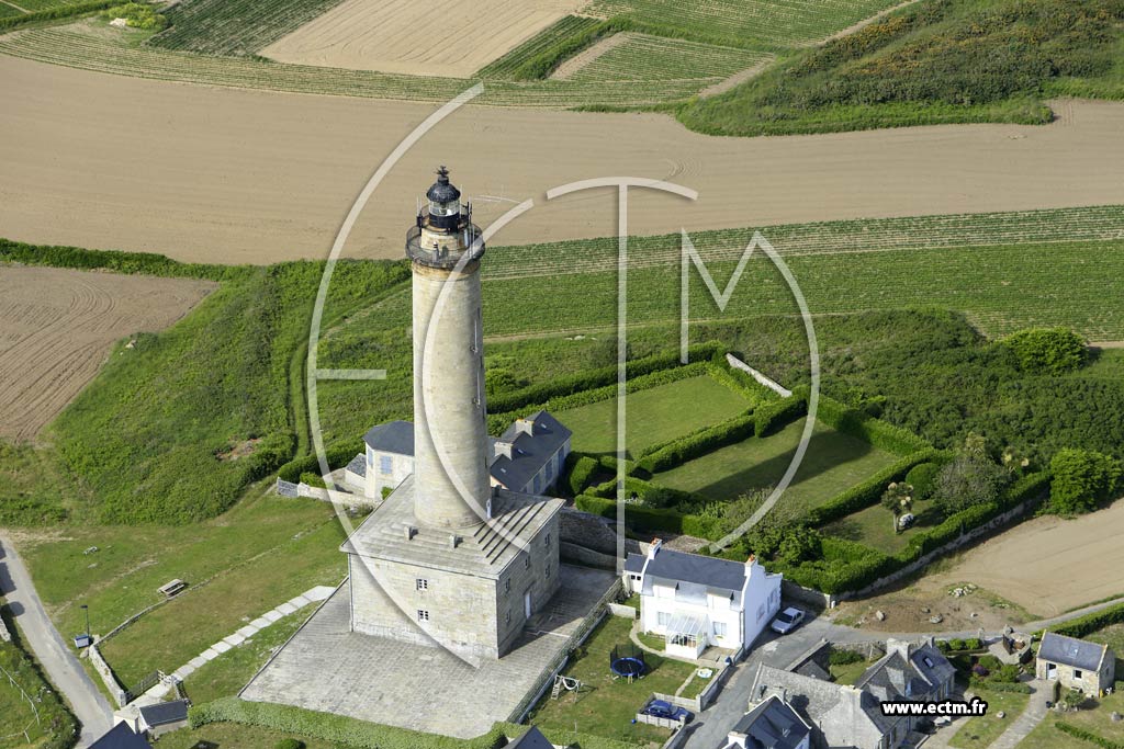 Photo arienne de le-de-Batz (Phare)