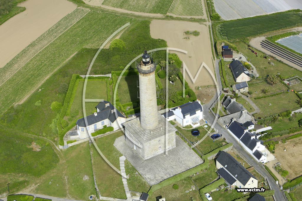 Photo arienne de le-de-Batz (Phare)