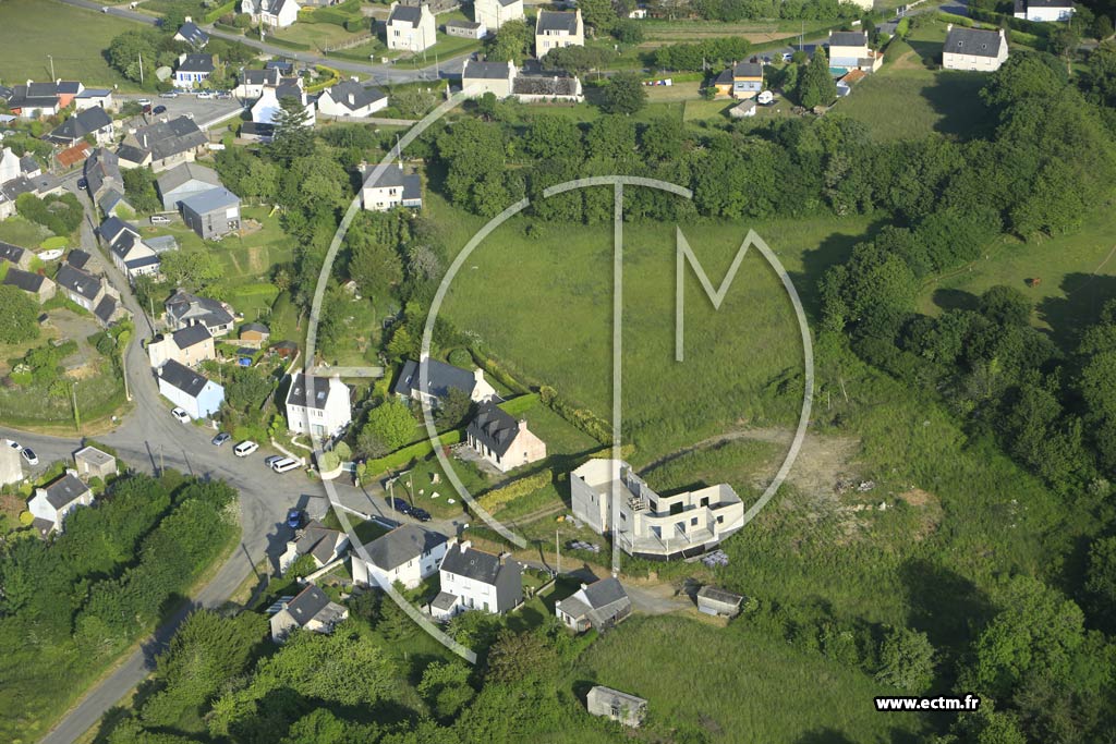 Photo arienne de Hpital-Camfrout (Kerascot)