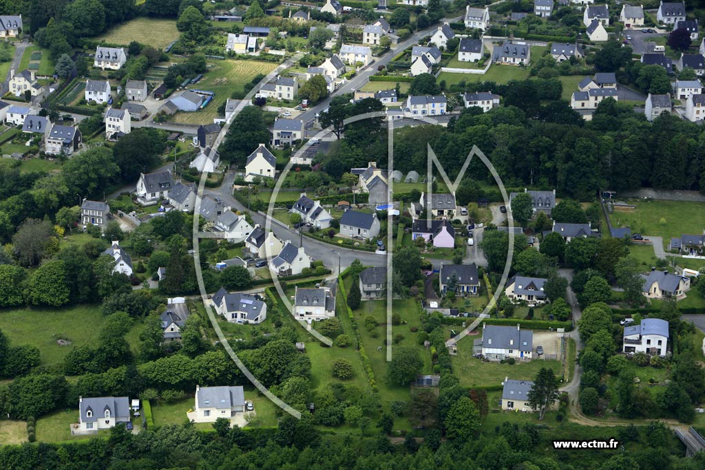 Photo arienne de La Forest-Landerneau (Joyeuse Garde)
