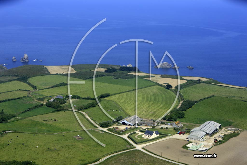Photo arienne de Beuzec-Cap-Sizun (Kermabuan)