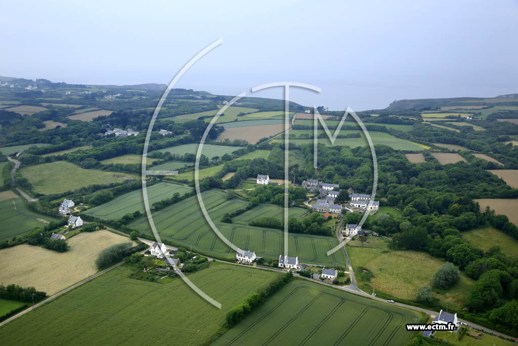 Photo arienne de Clden-Cap-Sizun (Kerlaouen)