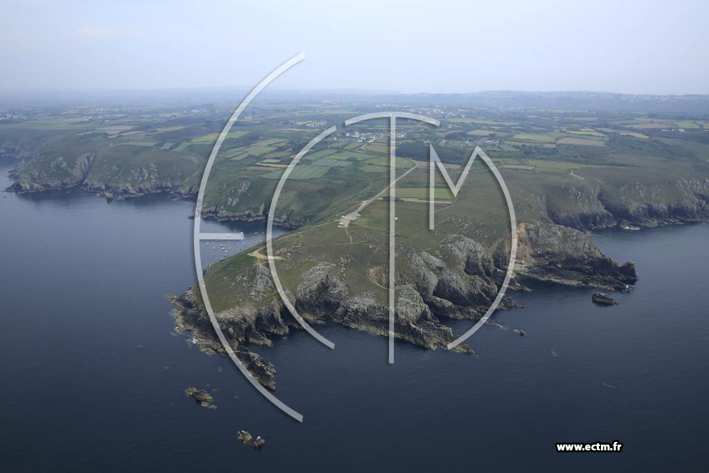 Photo arienne de Clden-Cap-Sizun (Pointe de Brzellec)