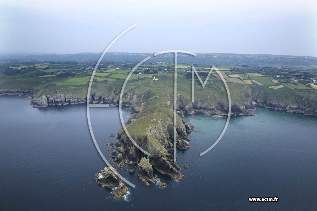 Photo arienne de Clden-Cap-Sizun (Pointe du Castel Meur)