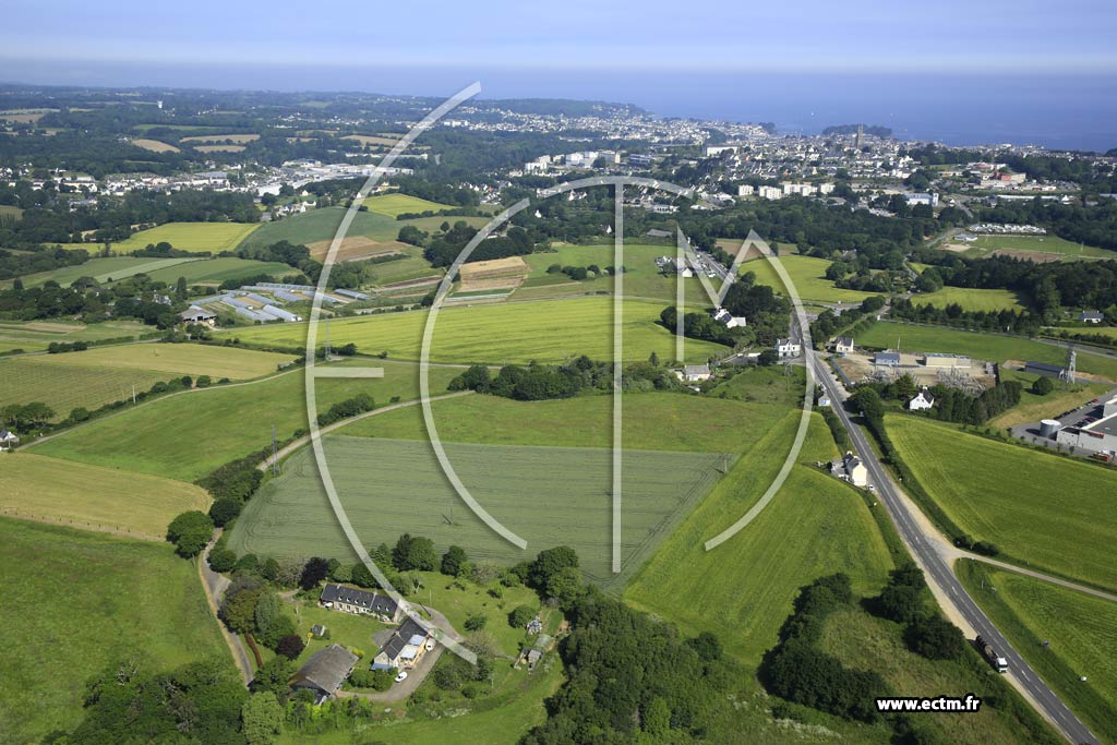 Photo arienne de Douarnenez (Kerdral)