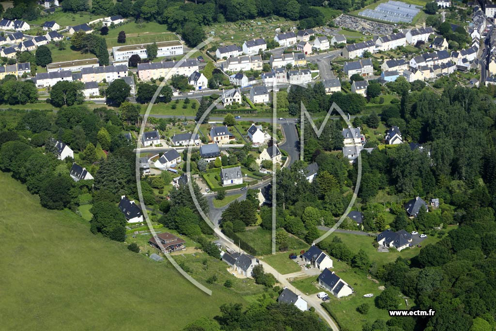 Photo arienne de Douarnenez (Kerguesten)