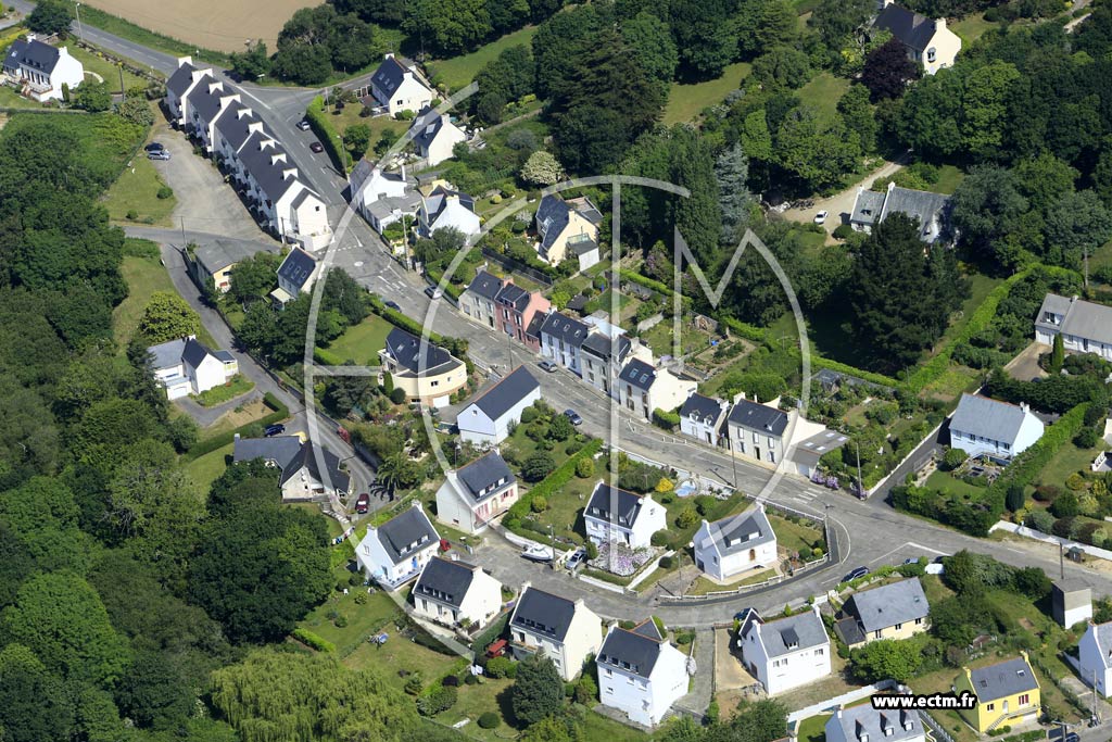 Photo arienne de Douarnenez (Kerleyou)