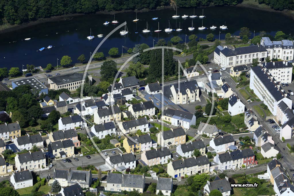 Photo arienne de Douarnenez (Kerlien)