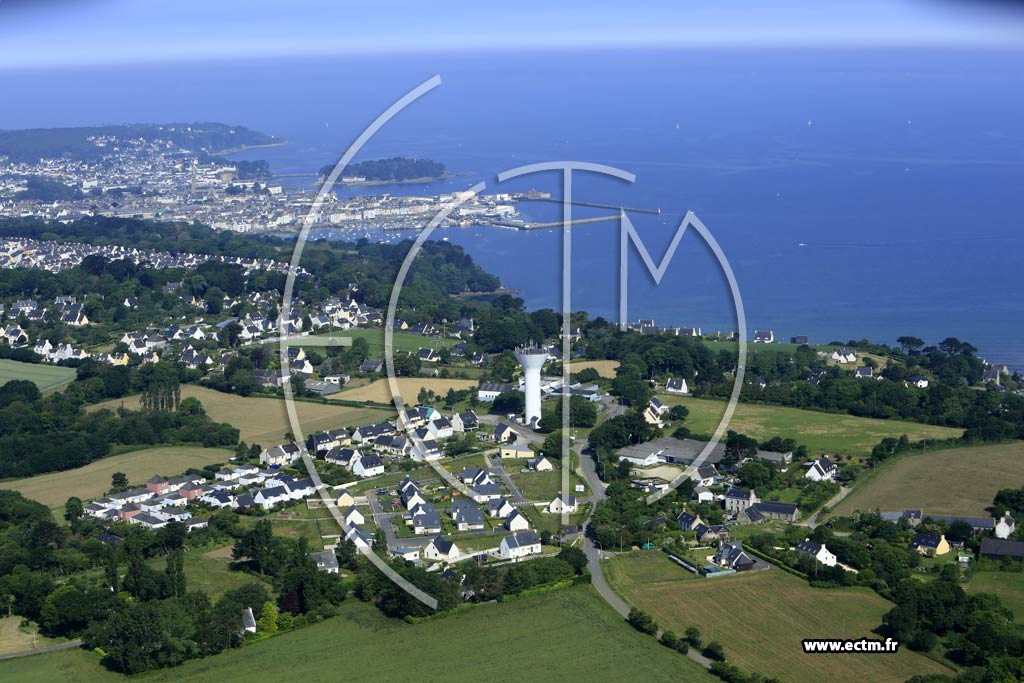 Photo arienne de Douarnenez (Kerstrat)