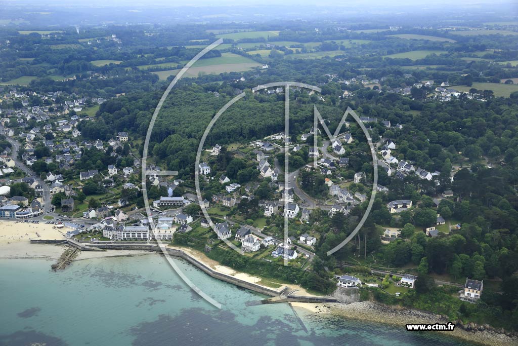 Photo arienne de Douarnenez (le Bois d'Isis)
