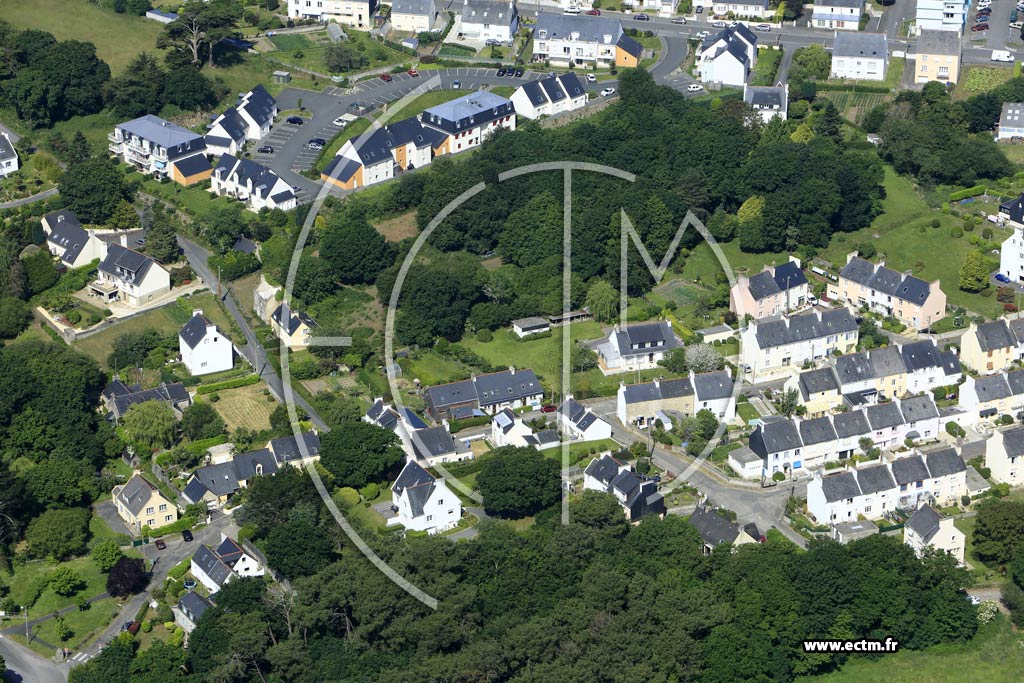 Photo arienne de Douarnenez (le Reuniat)