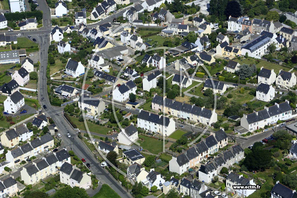 Photo arienne de Douarnenez (le Reuniat)