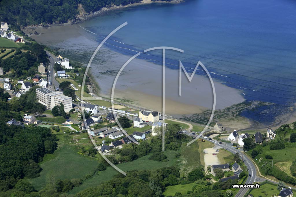 Photo arienne de Douarnenez (le Ry)