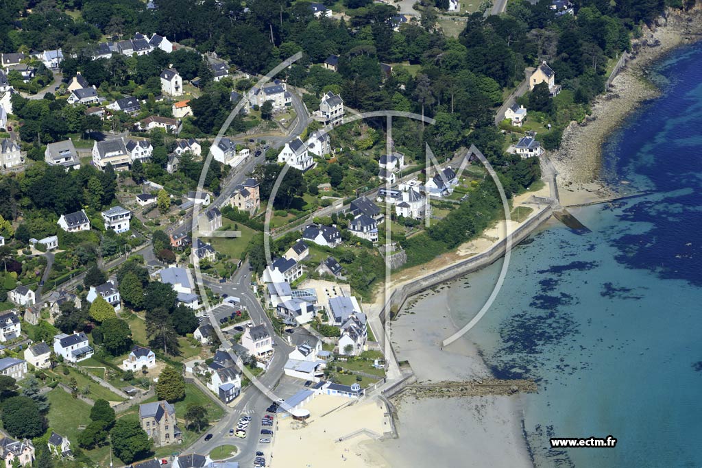 Photo arienne de Douarnenez (les Sables Blancs)