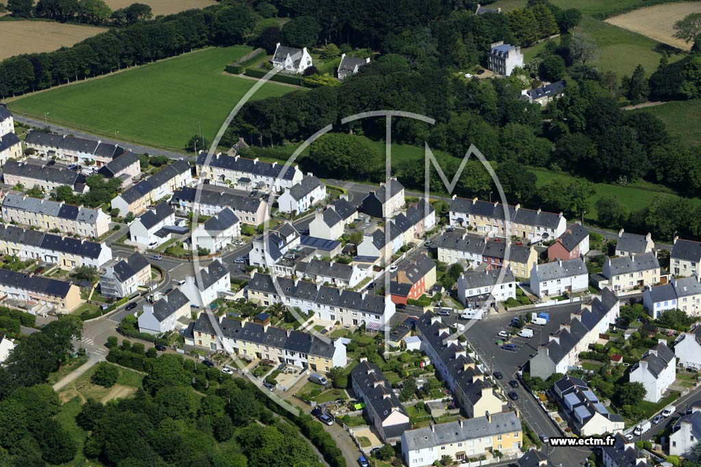 Photo arienne de Douarnenez (Ploar)