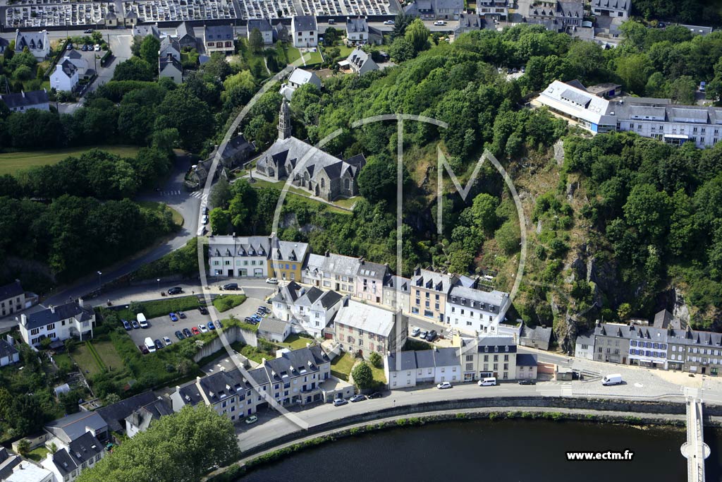 Photo arienne de Chateaulin (le Vieux Bourg)