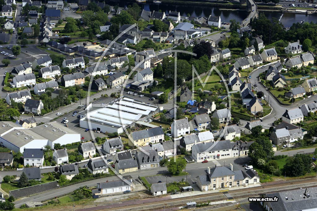 Photo arienne de Chateaulin (Nord)