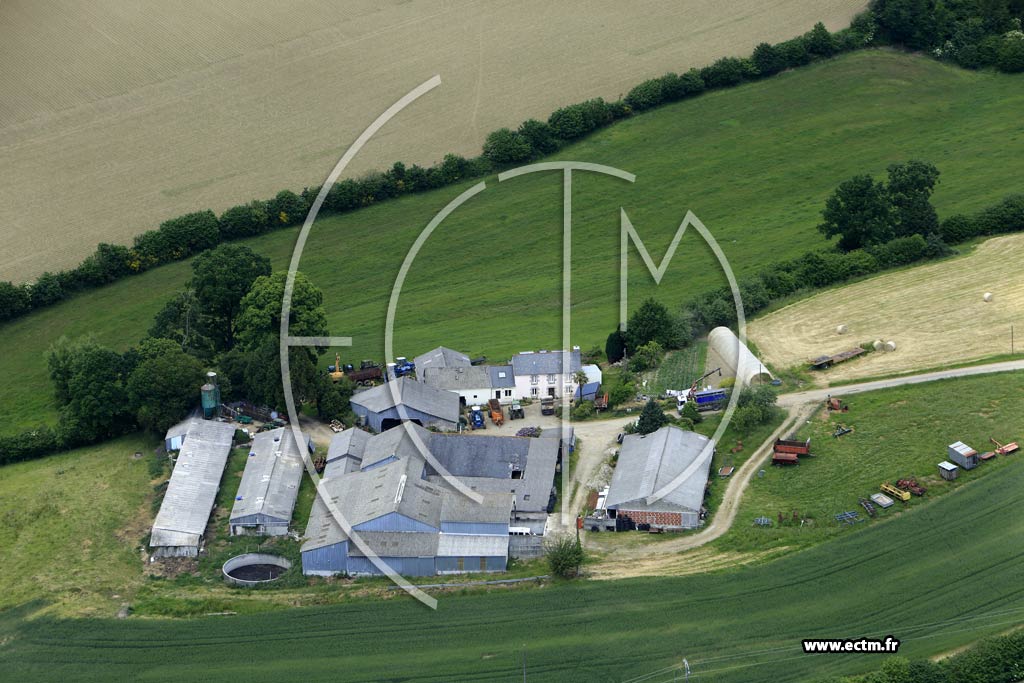 Photo arienne de Pleyben (le Moustoir)