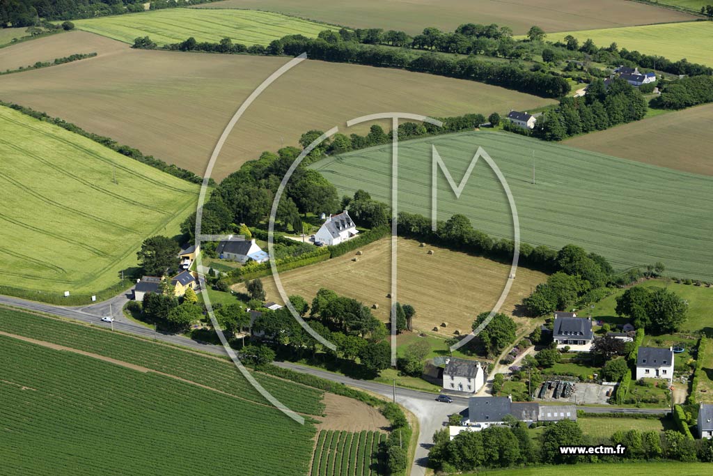 Photo arienne de Plogonnec (Lopau)