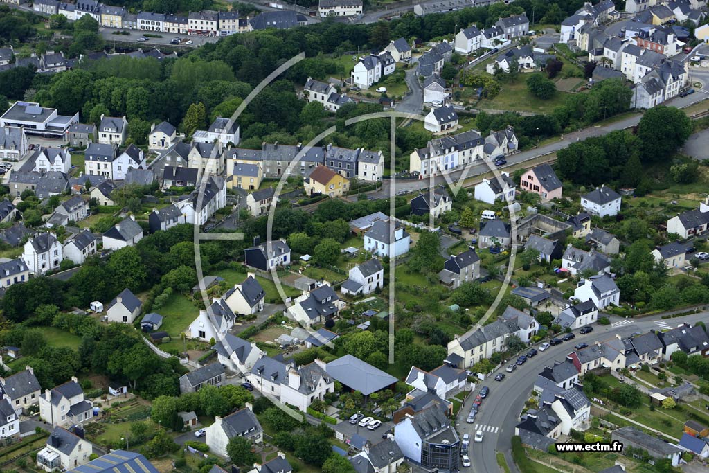 Photo arienne de Pont-de-Buis-ls-Quimerch (Logodec)