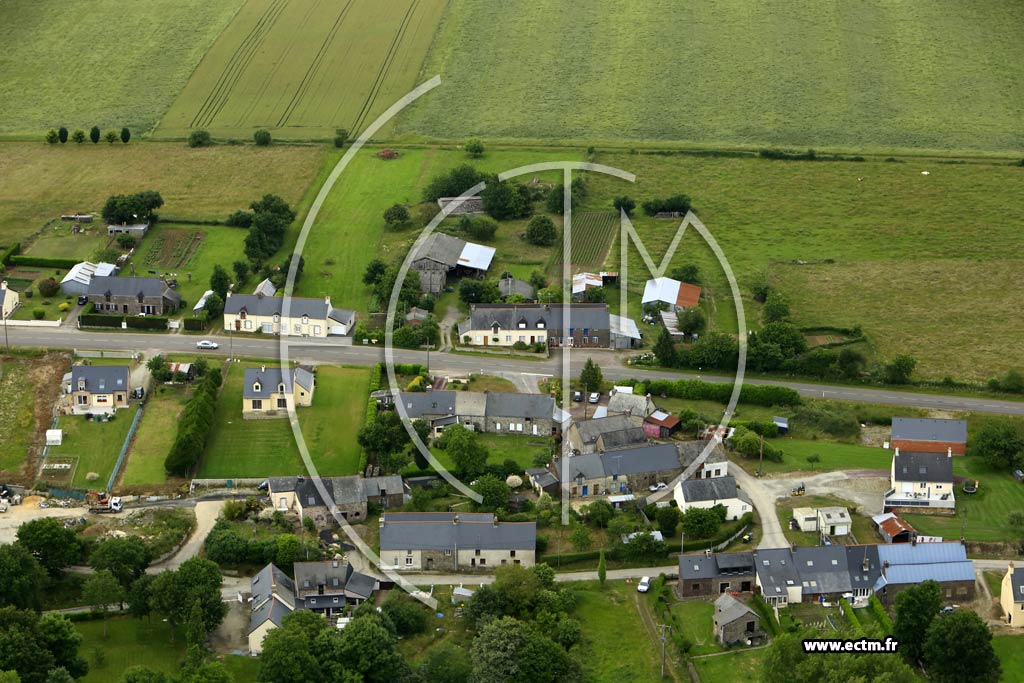 Photo arienne de Campnac (la Motte)