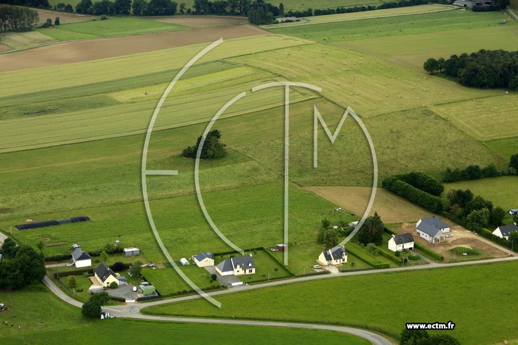 Photo arienne de Le Roc-Saint-Andr (la Garenne)