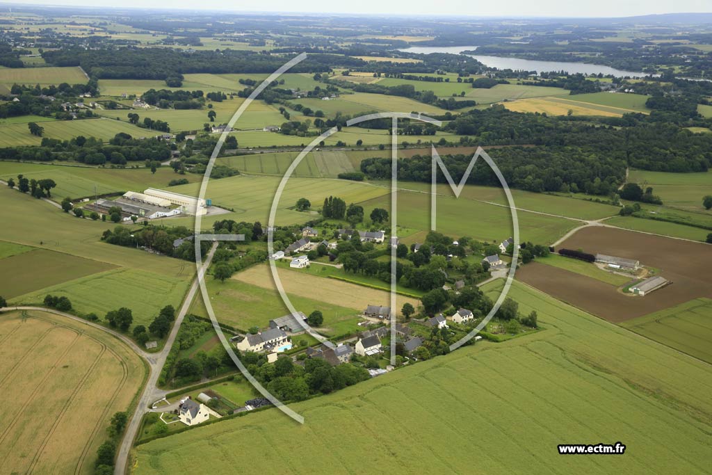 Photo arienne de Taupont (le Clos Moisan)
