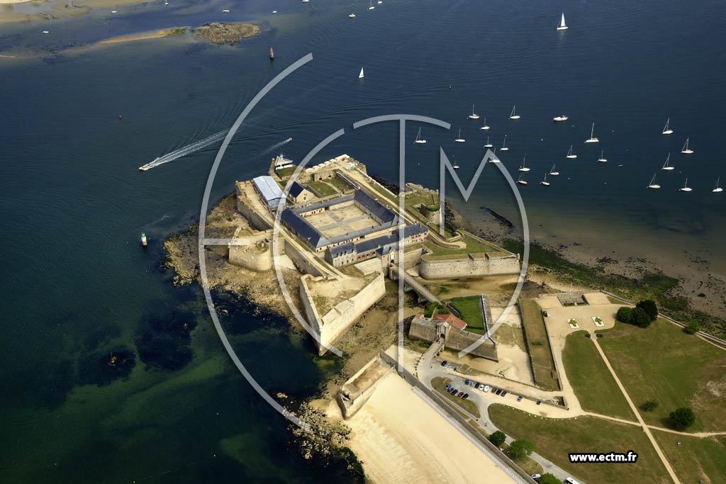 Photo arienne de Port-Louis (la Citadelle)