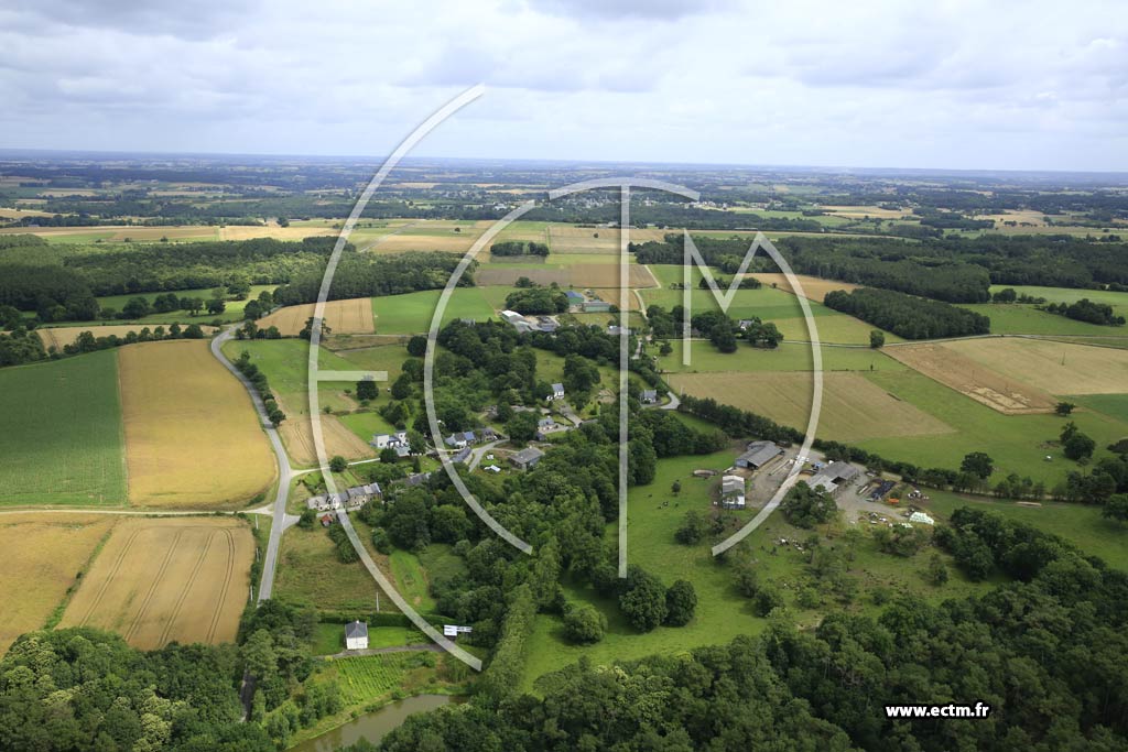 Photo arienne de Renac (le Val)