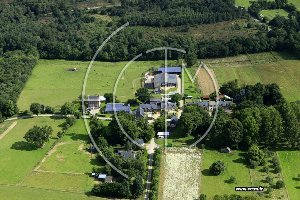 Photo arienne de Saint-Just (le Teillac)
