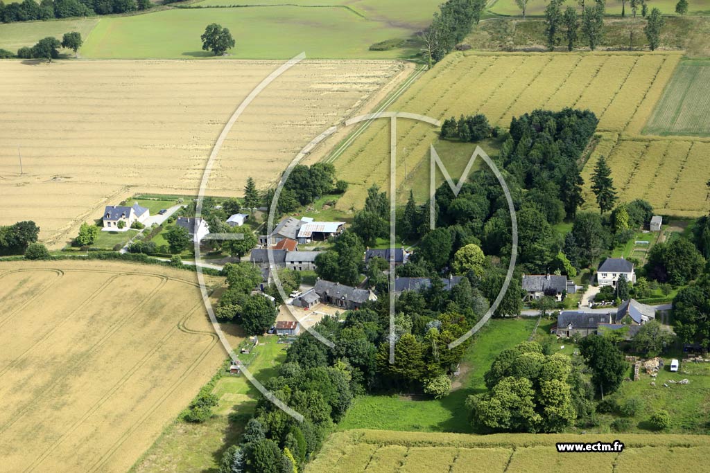 Photo arienne de Saint-Just (Poubreuil)