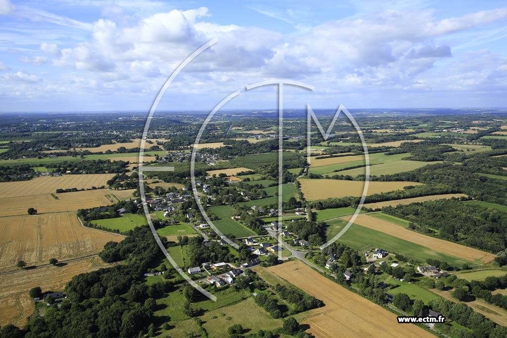 Photo arienne de Saint-Nicolas-de-Redon (la Morissais)
